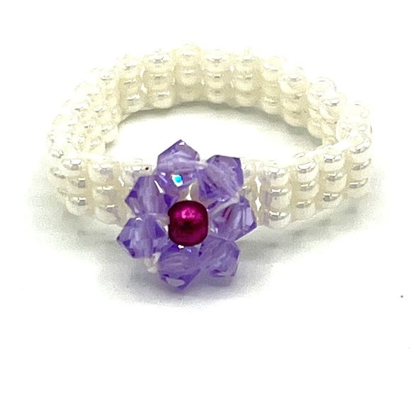 HAND CRAFTED Purple Crystal Beaded Ring - Picture 3 of 3